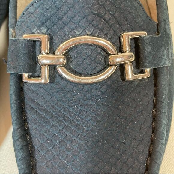 Aerosoles Hazelnut Navy loafers silver buckle size 9 - Picture 4 of 10
